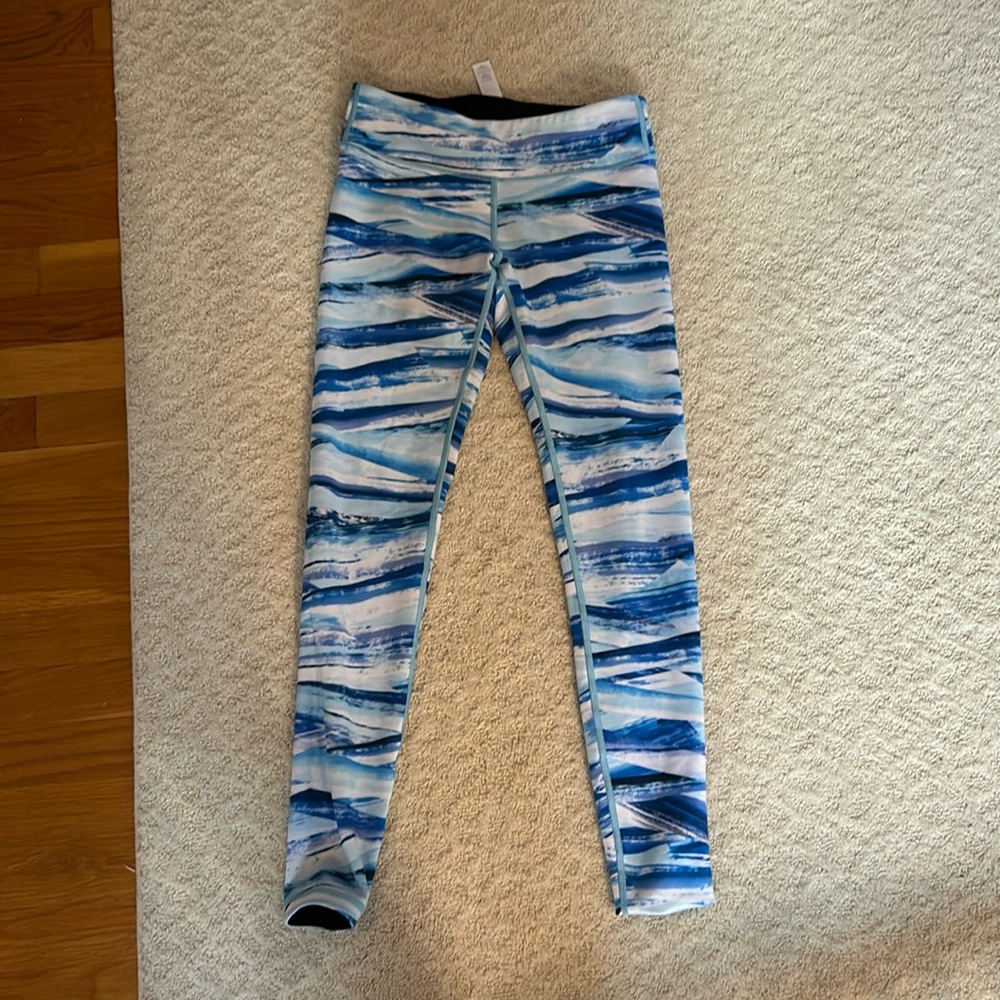 Ivivva reversible girls leggings in blue and black